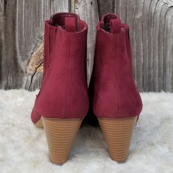 Red Heeled Bootie JustFab Misha Size 8.5 Burgundy Wine Ankle Boot EUC - Picture 5 of 13